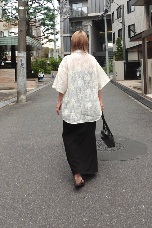 お花レースシャツ